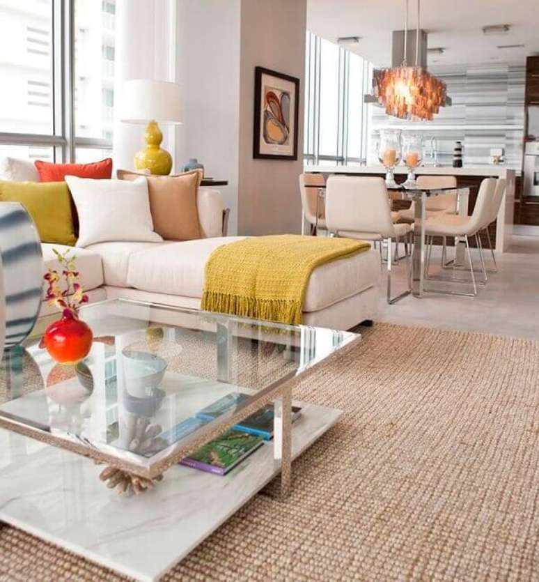 8- Decora&ccedil;&atilde;o Sala de estar com tapete Bege. Projeto: Marilia Veiga