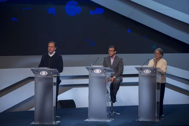 João Doria (PSDB), Luiz Marinho (PT) e Lisete Arelaro (PSOL) durante debate da Band, o primeiro entre os candidatos a governador de São Paulo nas eleições 2018