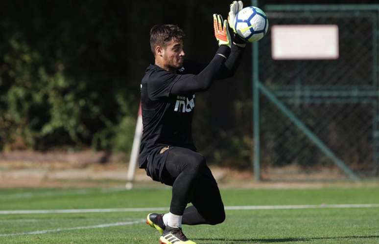 Jean durante treino do São Paulo no CT da Barra Funda - FOTO: Rubens Chiri/saopaulofc.net