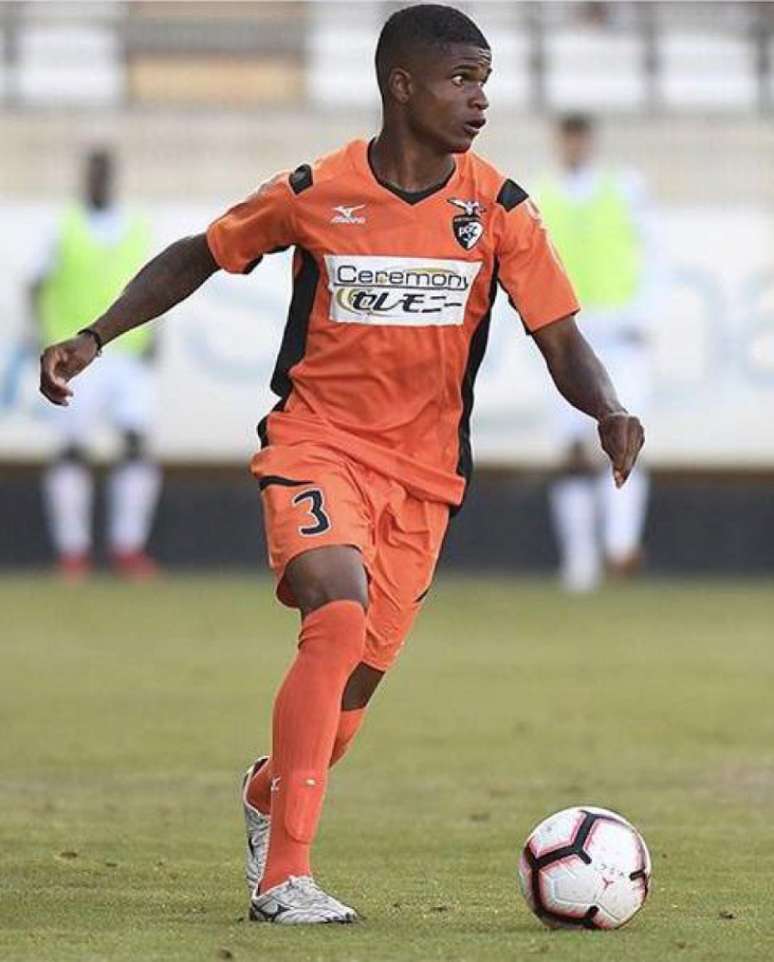 Jamerson Bahia agora é jogador doPortimonense e integra o elenco sub-23 do clube (Foto: Reprodução de internet)