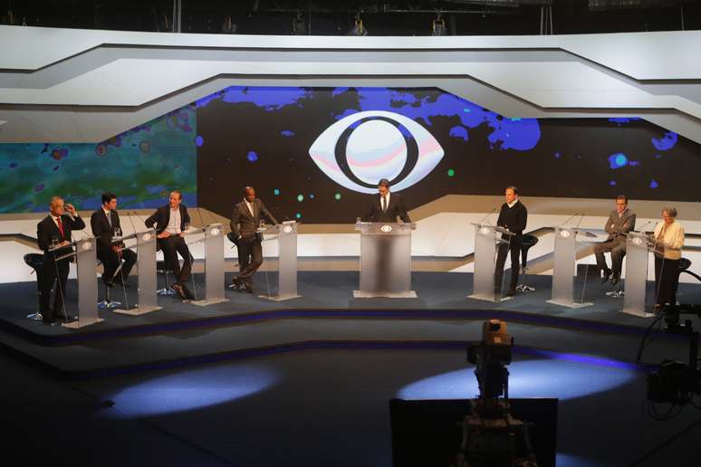 Os candidatos ao governo de São Paulo perfilados para o debate da TV Bandeirantes