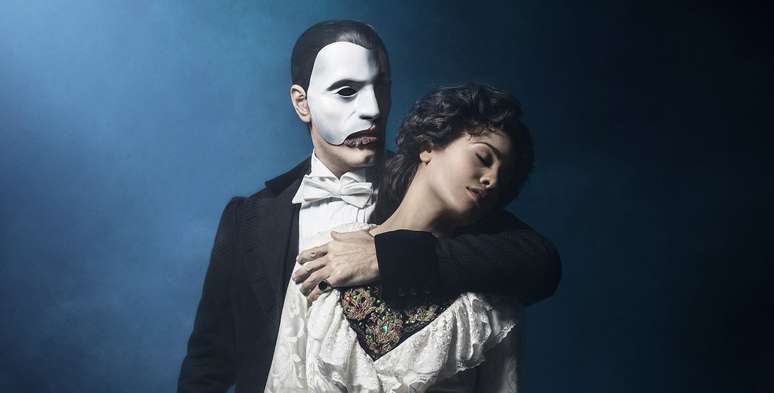 O Fantasma (Thiago Arancam) e Christine Daaé (Lina Mendes): um amor dramático já aplaudido por quase 150 milhões de pessoas