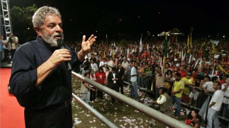 Antes de ser preso, Lula viajou pelo Nordeste e por Minas Gerais como pr&eacute;-candidato presidencial do PT