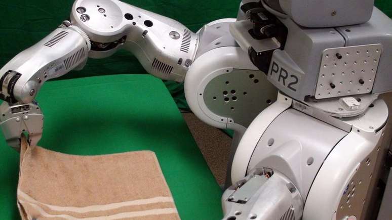 Quando ganhar agilidade, o ajudante da Rethink Robotics poderá fazer mais que dobrar roupas