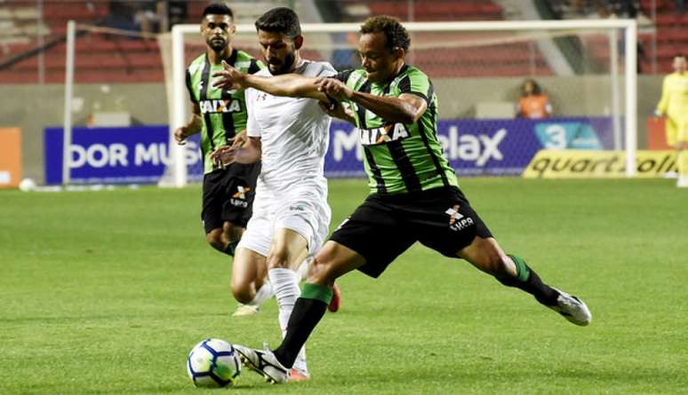 Na era dos pontos corridos, é a primeira vez que o Coelho não fica no Z4 na virada do turno MAILSON SANTANA/FLUMINENSE FC.