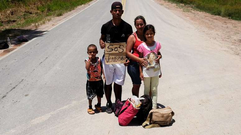 Número de venezuelanos cruzando a fronteira com o Brasil aumentou mais de 1.000% em três anos. Mas o Brasil ainda está longe de ser o destino mais procurado por quem foge da miséria em busca de melhores condições de vida