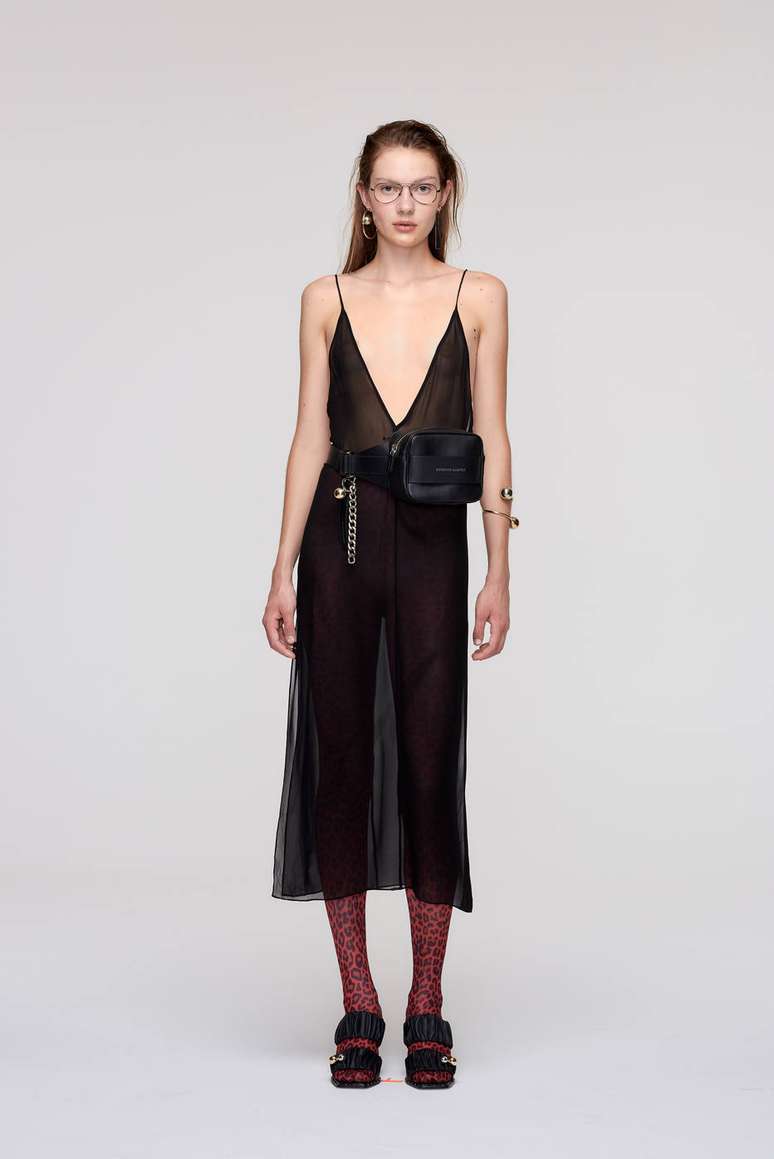 Geometria e minimalismo, dois elementos recorrentes no repert&oacute;rio do designer