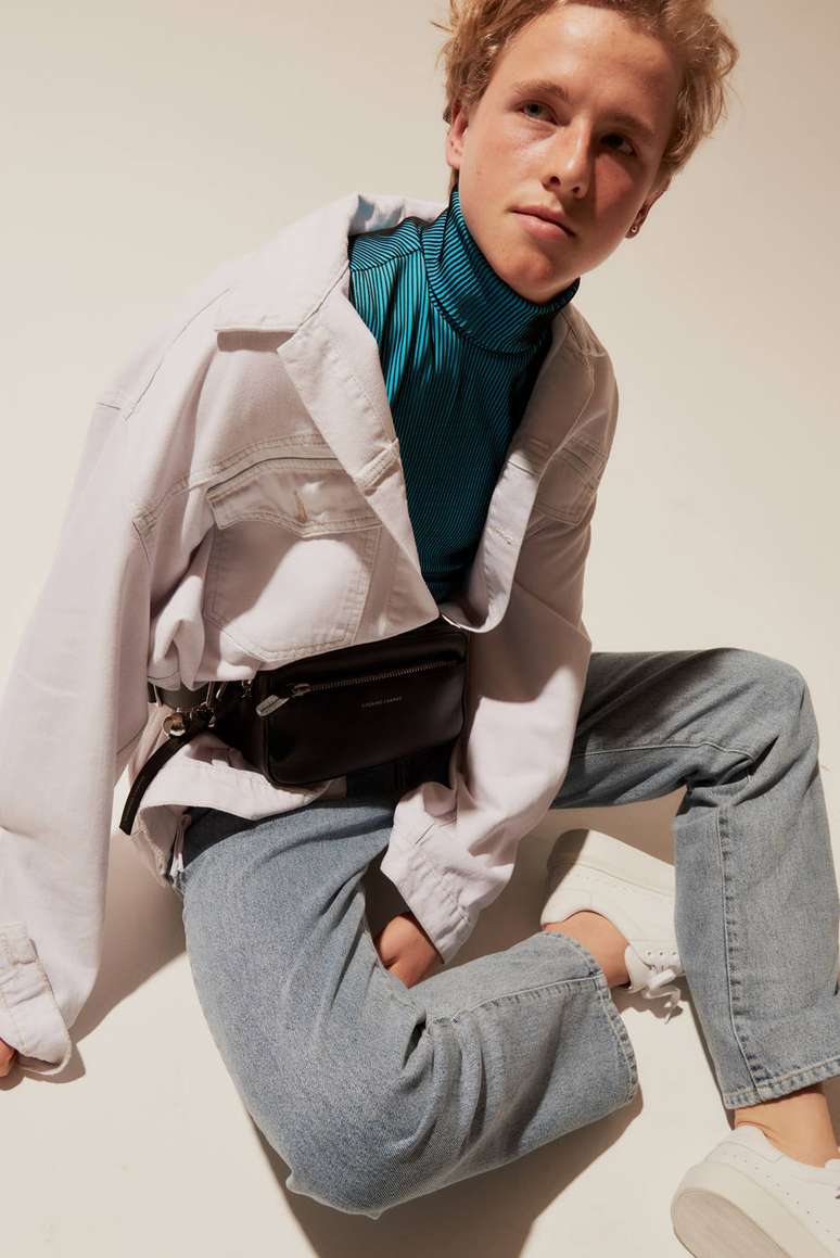 Parte da cole&ccedil;&atilde;o do estilista &eacute; composta de pe&ccedil;as que funcionam para ambos g&ecirc;neros