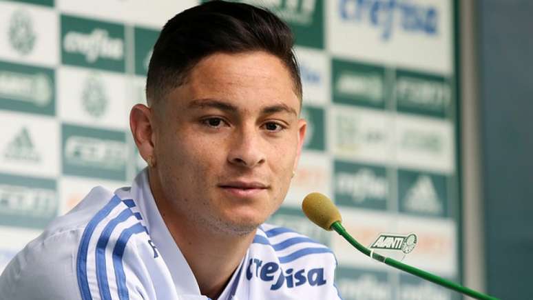 Diogo Barbosa fez elogios a Felipão em entrevista coletiva nesta terça (Foto: Agência Palmeiras)