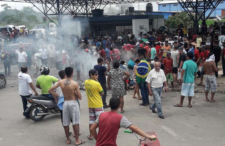 Clima de tensão entre brasileiros e venezuelanos eclodiu após assalto ao comerciante