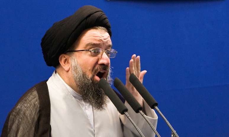 O clérigo iraniano Ahmad Khatami em Teerã