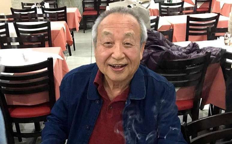 Desenhos feitos por avô ilustram a cidade de São Paulo.