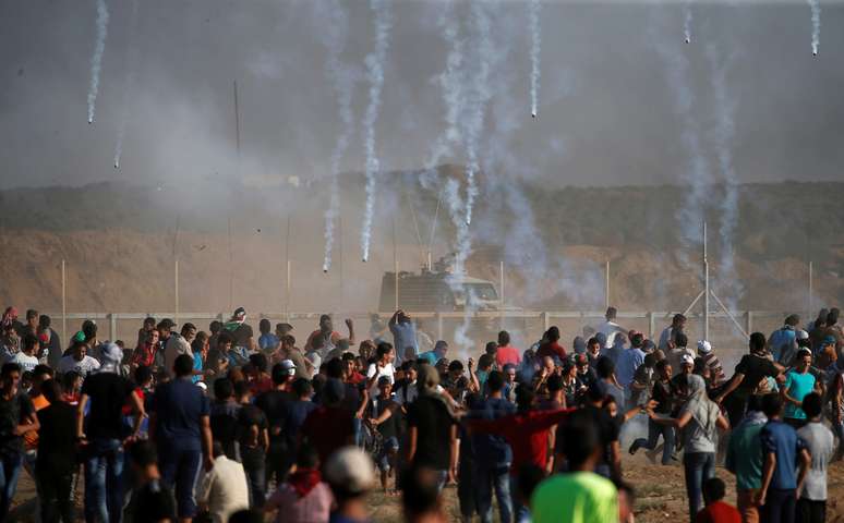 Palestinos protestam em Gaza
 17/8/2018   REUTERS/Mohammed Salem 