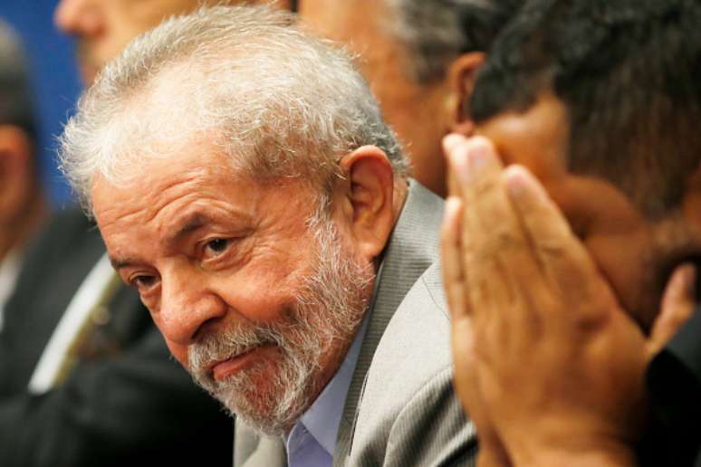 Lula é o candidato do PT à Presidência, mesmo preso em Curitiba desde 7 de abril
