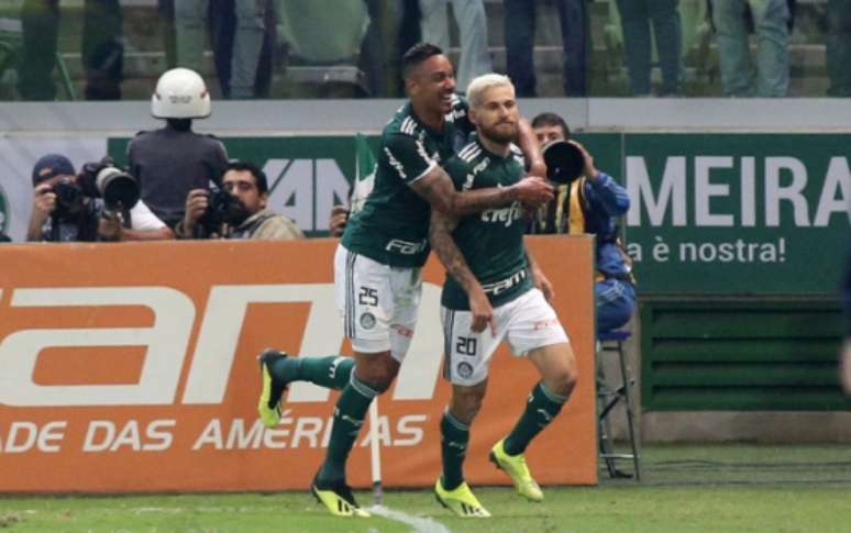 Lucas Lima resolveu o jogo para o Palmeiras, no Allianz Parque (Foto: Luis Moura / WPP)