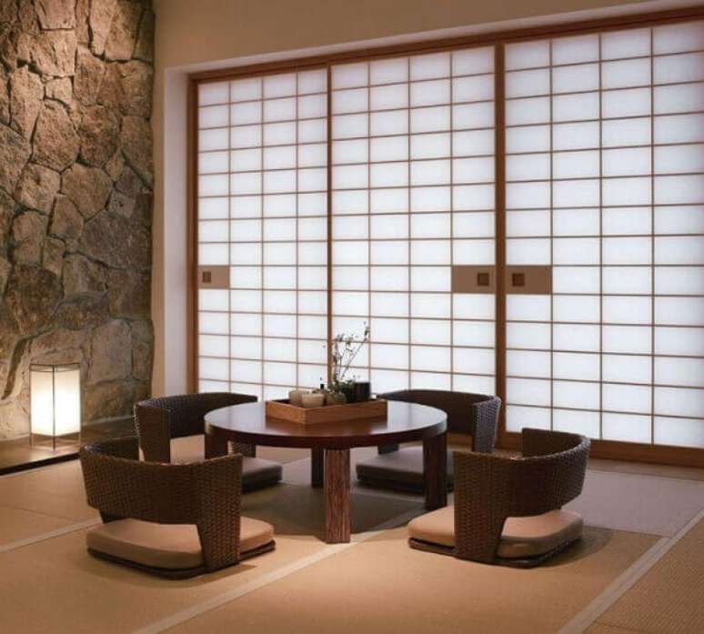 27- Mesa para sala de jantar estilo japon&ecirc;s
