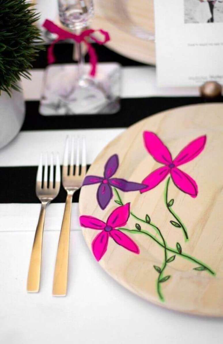 40. Inspiração super delicada e simples para decoração de mesa