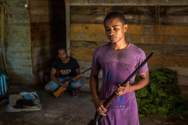 Agricultores têm se armado para proteger a safra da atuação de bandidos em Madagascar, de olho na valorização do produto