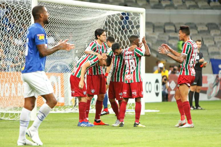 Gol contra de Henrique Pacheco empatou para o Fluminense