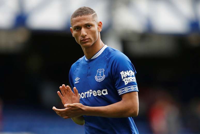Richarlison em jogo do Everton contra o Southampton
 18/8/2018     Action Images via Reuters/Ed Sykes 