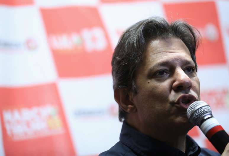 Candidato a vice na chapa presidencial do PT, Fernando Haddad
28/08/2018
REUTERS/Pilar Olivares