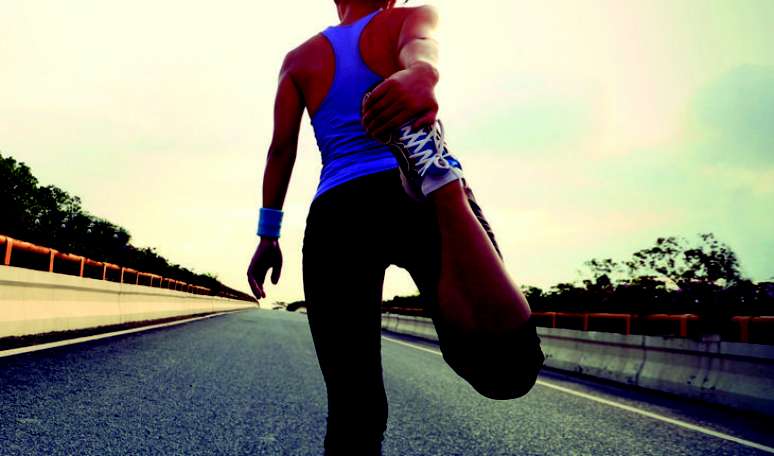 39. FACILITANDO OUTROS ESPORTES: a corrida pode ser excelente aliada de outros esportes, por dar a base de resist&ecirc;ncia cardiorrespirat&oacute;ria e muscular. &ldquo;A corrida melhora a capacidade aer&oacute;bia, caracter&iacute;stica importante para qualquer modalidade. Para fazer exerc&iacute;cios anaer&oacute;bios ou explosivos e outros trabalhos mais intensos, essa capacidade &eacute; fundamental&rdquo;, afirma Fl&aacute;vio Freire, diretor t&eacute;cnico da Fl&aacute;vio Freire Assessoria Esportiva 