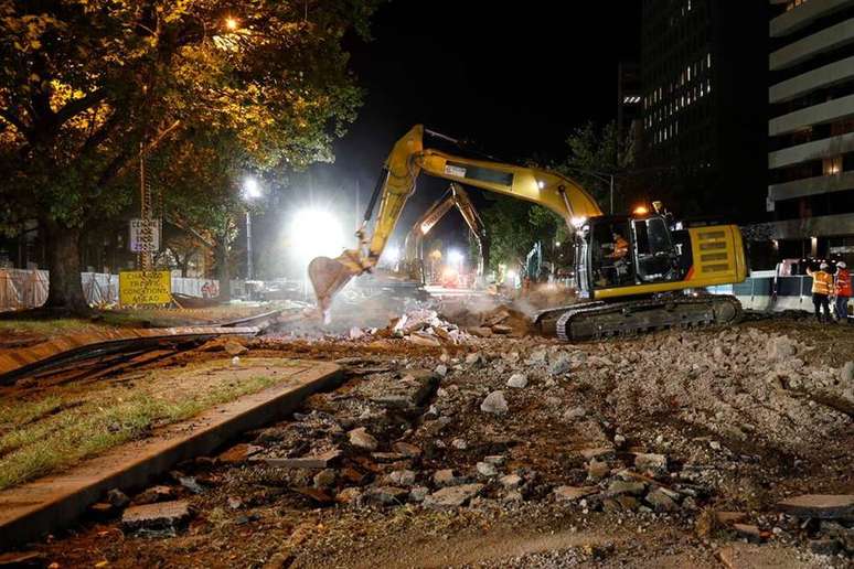 Uma escavação durante a construção da expansão do metrô de Melbourne, na Austrália, desenterrou mais de mil dentes humanos