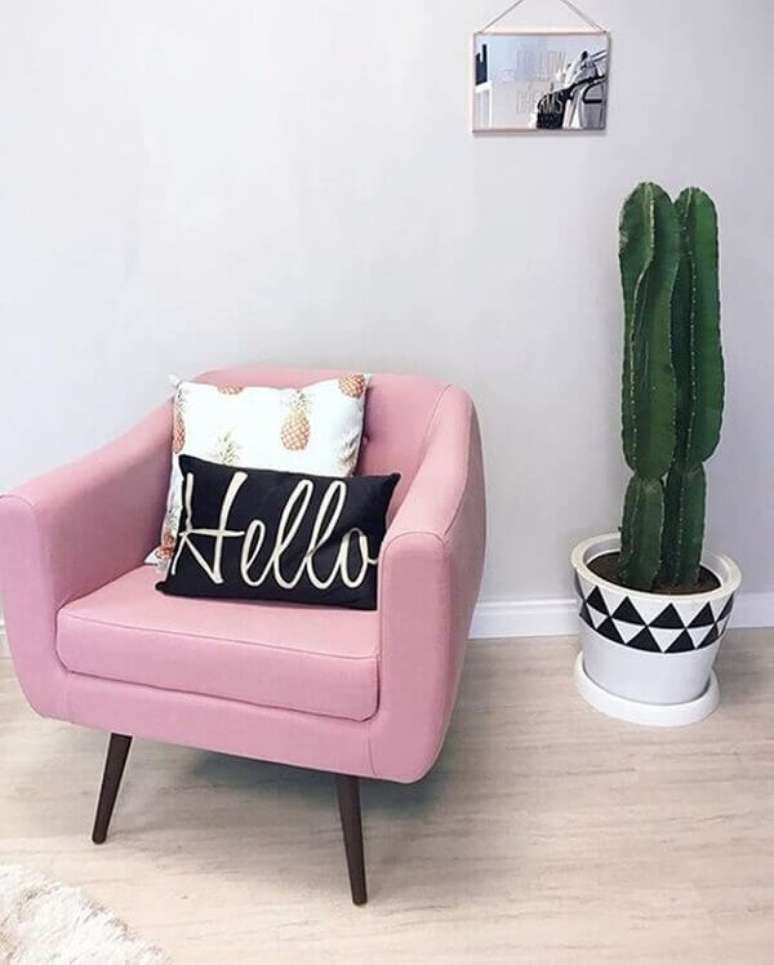 58- A decora&ccedil;&atilde;o de salas e quartos s&atilde;o real&ccedil;ados pelo vaso escultural de cactos. Fonte: Pinterest