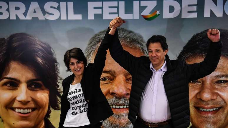 Sem Lula, Fernando Haddad é o nome mais forte para encabeçar chapa petista à Presidência com Manuela Dávila como vice