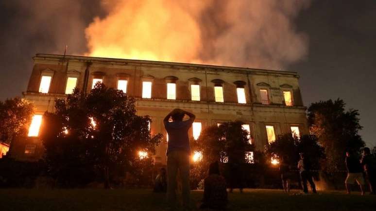 Grande acervo histórico e acadêmico se perdeu em incêndio do Museu Nacional