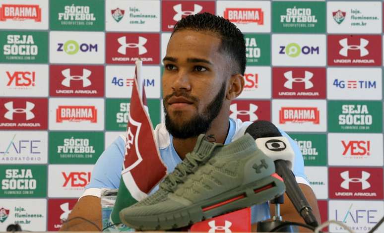 Everaldo, durante coletiva no CTPA (Foto: LUCAS MERÇON / FLUMINENSE F.C.)