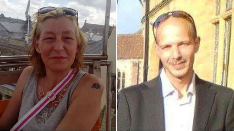 Dawn Sturgess e Charlie Rowley foram contaminados com Novichok ao manusear um frasco supostamente de perfume. Ela morreu