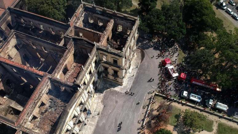Incidente no Museu Nacional foi o oitavo incêndio em dez anos a atingir prédios do patrimônio cultural e científico do país