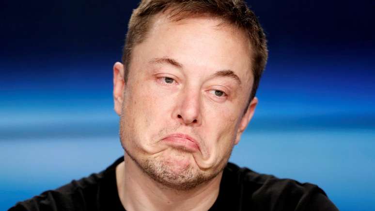 Musk havia se desculpado com mergulhador, mas voltou a acus&aacute;-lo em e-mail a um jornalista
