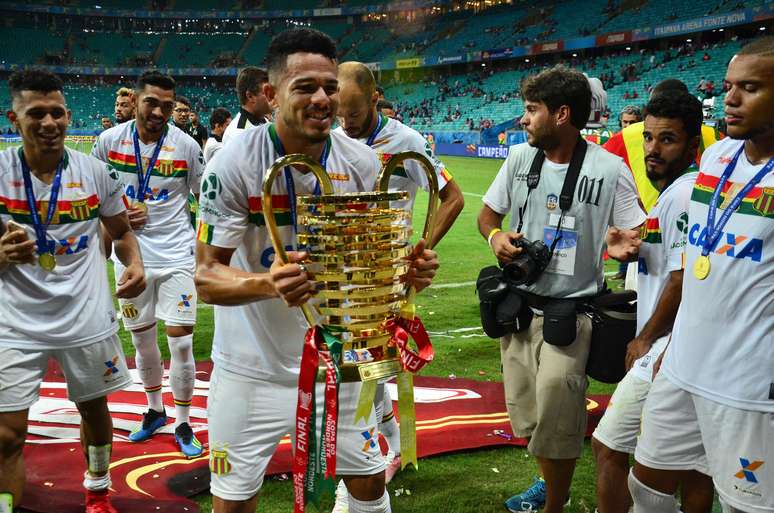 Sampaio Corr&ecirc;a foi campe&atilde;o da Copa do Nordeste contra o Bahia na Fonte Nova