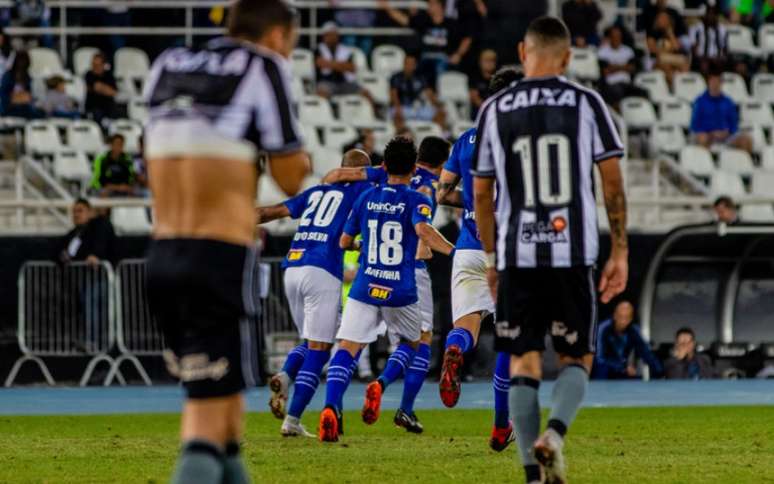 Tiago Nunes relaciona empate do Botafogo com inexperiência do