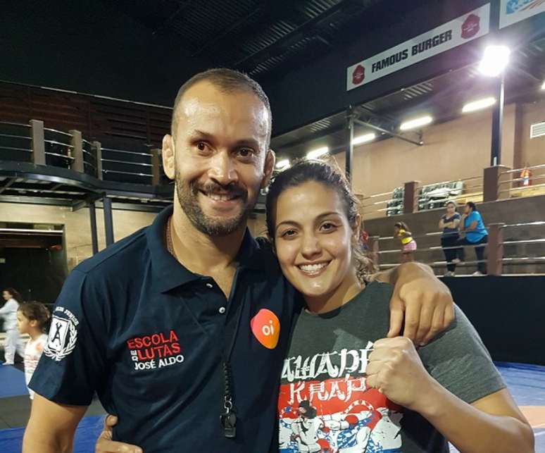 Lutadora do UFC, Poliana visitou Escola de Lutas José Aldo, na Zona Sul do Rio (Foto: Divulgação/Karen Terahata)