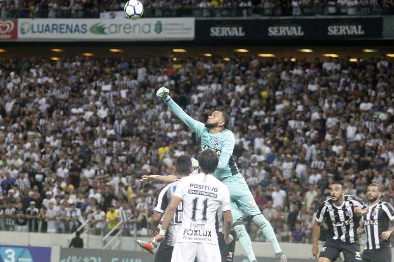 &Eacute;verson faz defesa pelo Cear&aacute;