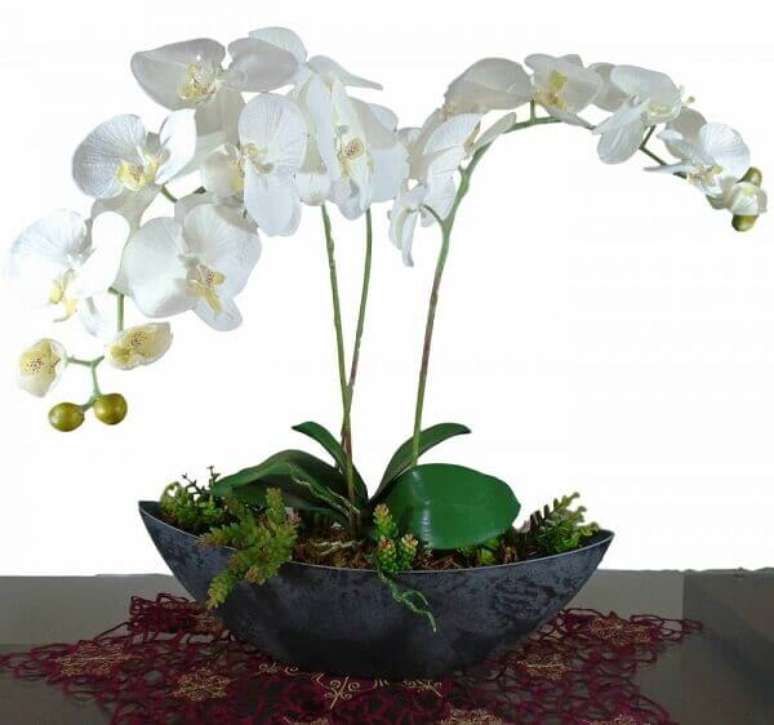 22 – Orquídea artificial.