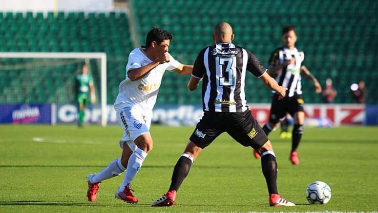 Lance de Figueirense x CSA