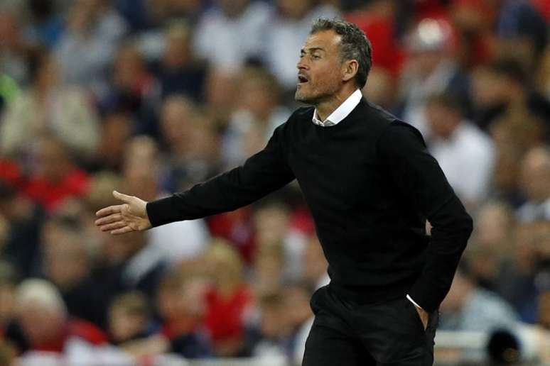 Primeiro jogo e primeira vitória para Luis Enrique (Foto: AFP)