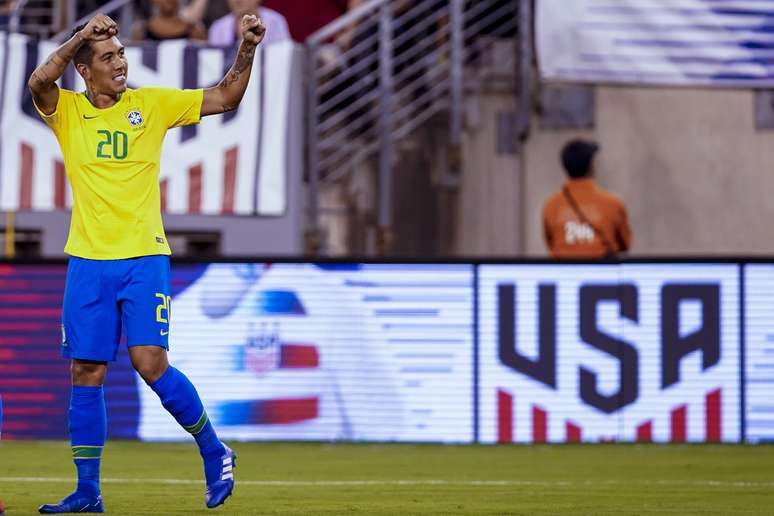 Comemoração do gol de Roberto Firmino, do Brasil, marcado diante do Estados Unidos,