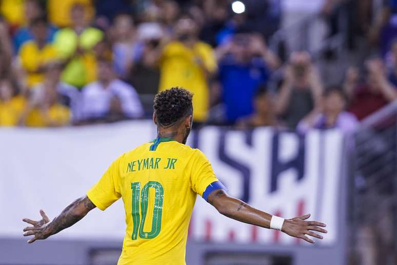 Neymar foi o capitão da Seleção Brasileira na vitória sobre os Estados Unidos