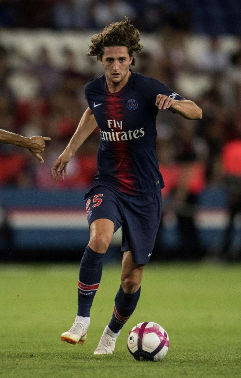 O contrato de Rabiot com o PSG se encerra em 2019 (Foto: Christophe Archambault/AFP)