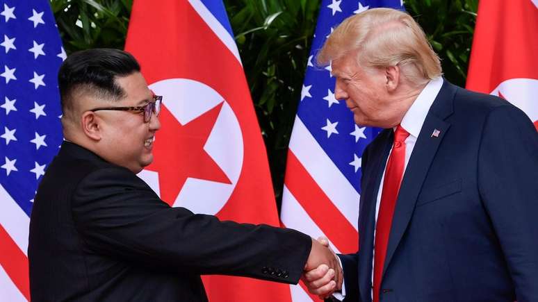 Kim Jong-un pede novo encontro a Donald Trump