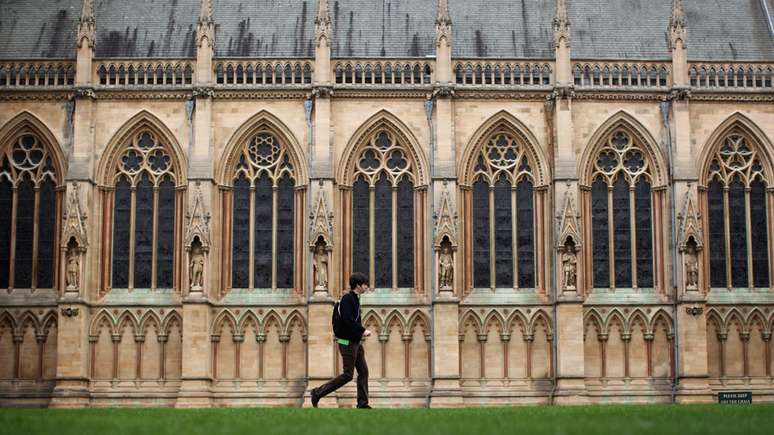 Na Europa, a mais bem colocada do ranking &eacute; a Universidade de Cambridge
