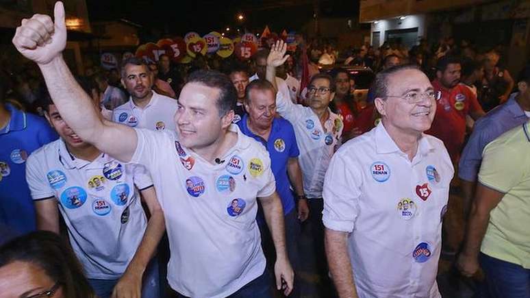 Renan Filho conta com o apoio do pai, Renan Calheiros, para tentar se reeleger governador de Alagoas