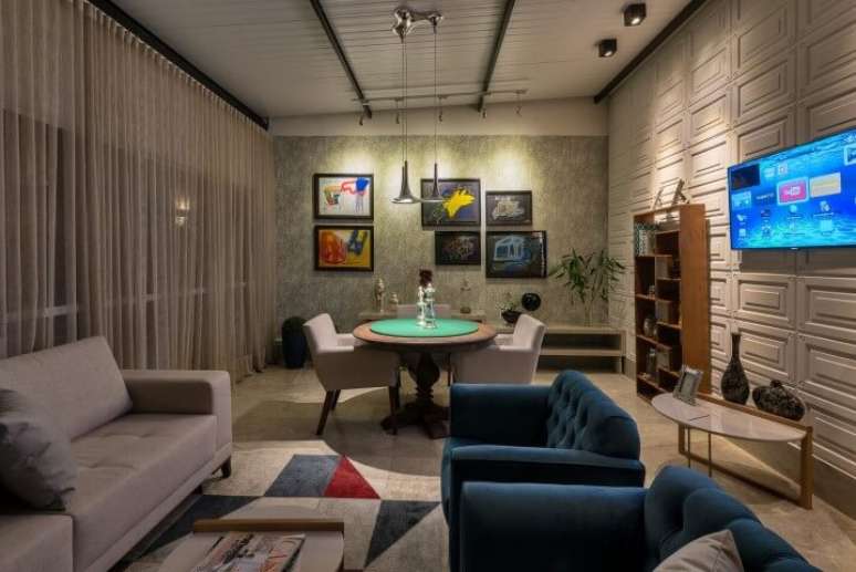 58. Sala de jogos moderna com revestimento 3D. Projeto de Morar Mais Por Menos Goi&acirc;nia