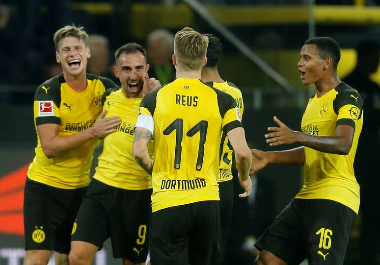 Borussia Dortmund goleia o Frankfurt e assume liderança da Bundesliga, futebol alemão