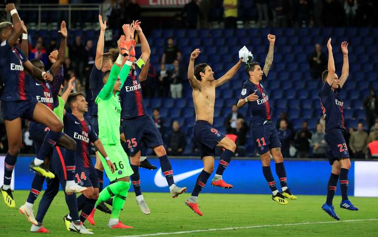 Jogadores do Paris Saint-Germain comemoram
 14/9/2018     REUTERS/Gonzalo Fuentes 